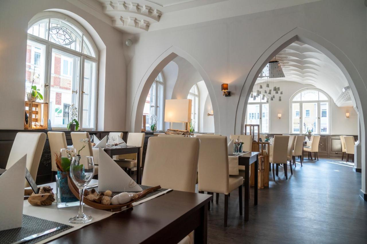 Hotel Ratskeller Schwarzenberg Шварценберг Экстерьер фото